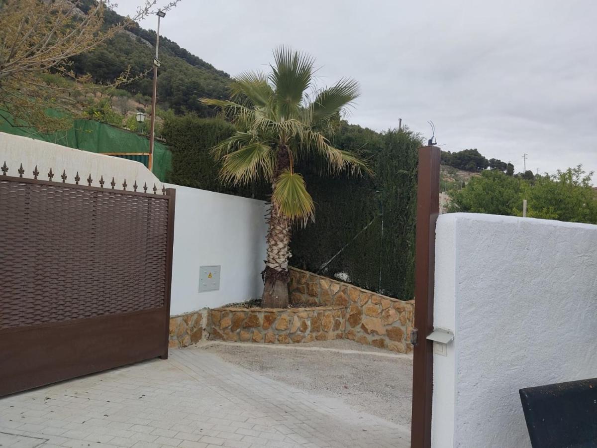 Casa Cueva El Almendro Guest House Pegalajar Exterior foto